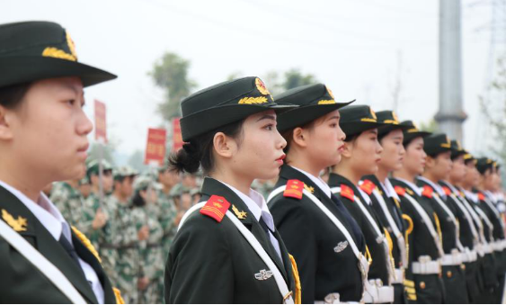 （发学校要闻、公众号，投递到党委办动态、投递到文明创建网动态，投稿文化厅及教育厅平台）新生开学典礼784