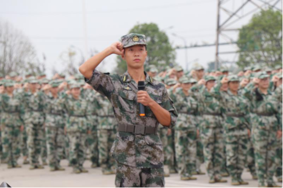 （发学校要闻、公众号，投递到党委办动态、投递到文明创建网动态，投稿文化厅及教育厅平台）新生开学典礼787