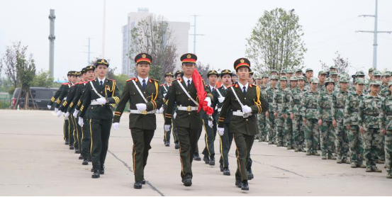 （发学校要闻、公众号，投递到党委办动态、投递到文明创建网动态，投稿文化厅及教育厅平台）新生开学典礼781