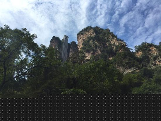 【“十一”在张家界】张家界核心景区武陵源游览畅通 纳客14万人次无拥堵