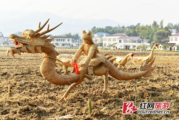 哪吒闹海。