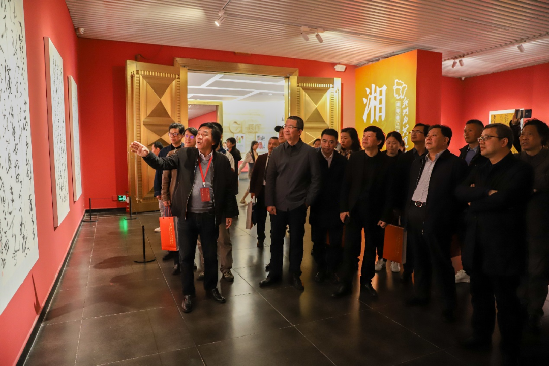 湘鄂赣三省中青年书法作品展开幕 - 湖南省文化和旅游厅